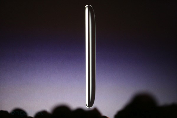 wwdc-keynote-iphone-3g-2.jpg