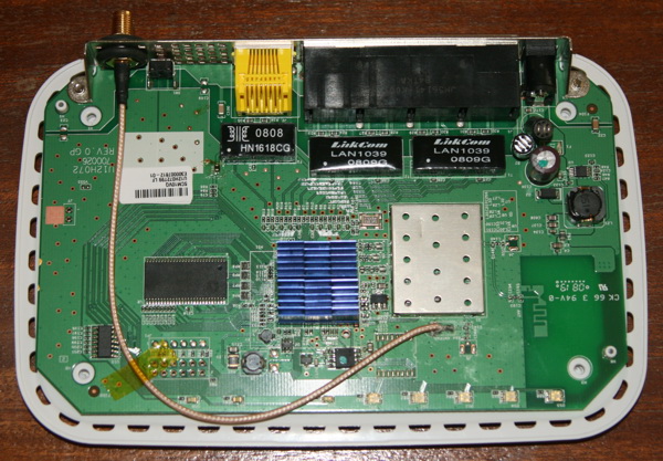 netgear-wgr614l-modded.jpg