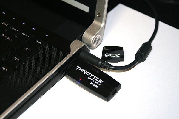 8gb-ocz-throttle-esata-flash 8gb-ocz-throttle-esata-flash